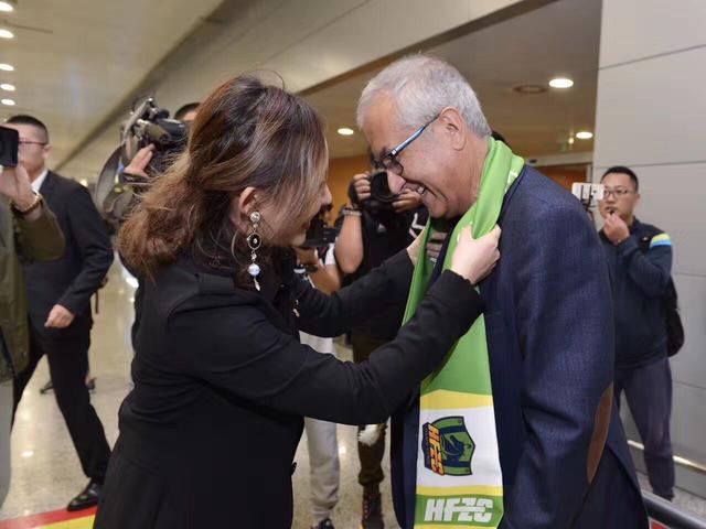 国产白丝jk制服又刺激又舒服