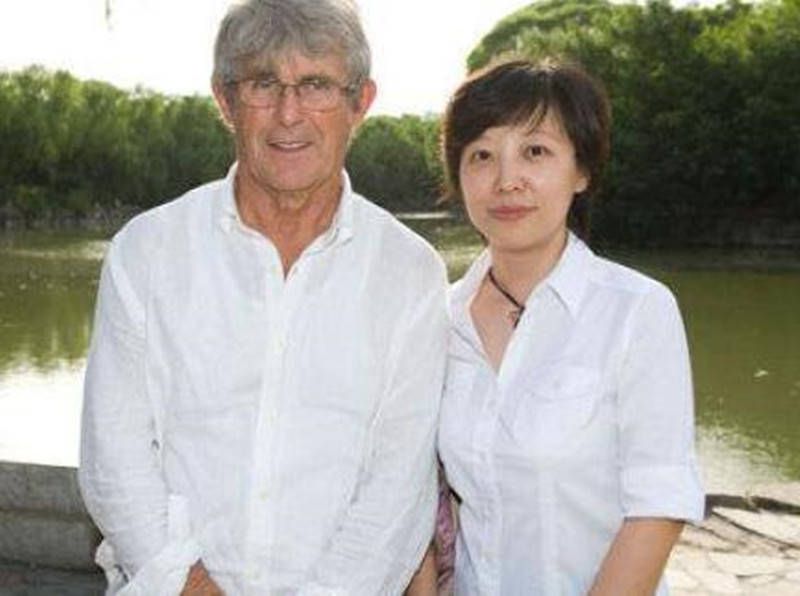 色美国农夫vl十次啦